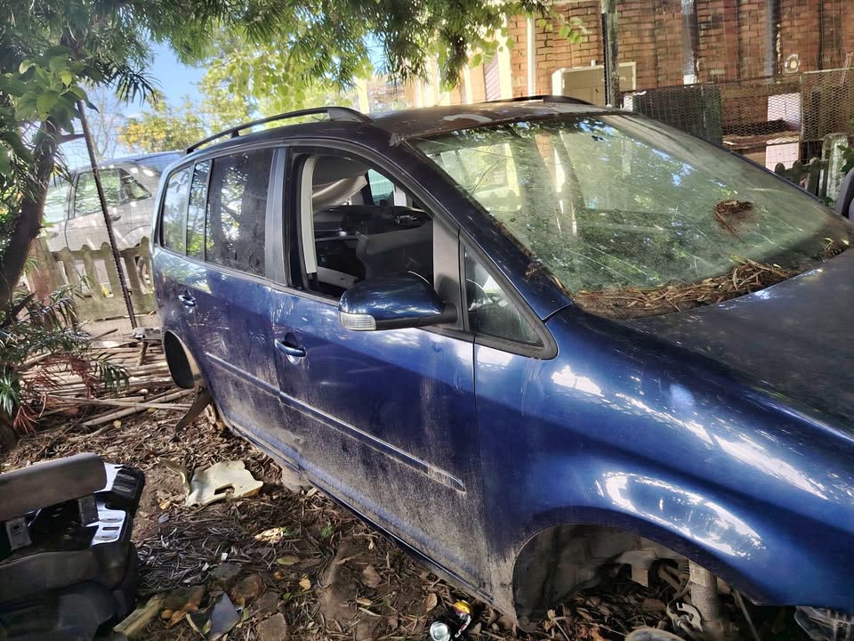 VW Touran parts available - Private Seller VW Touran parts available - Private Seller