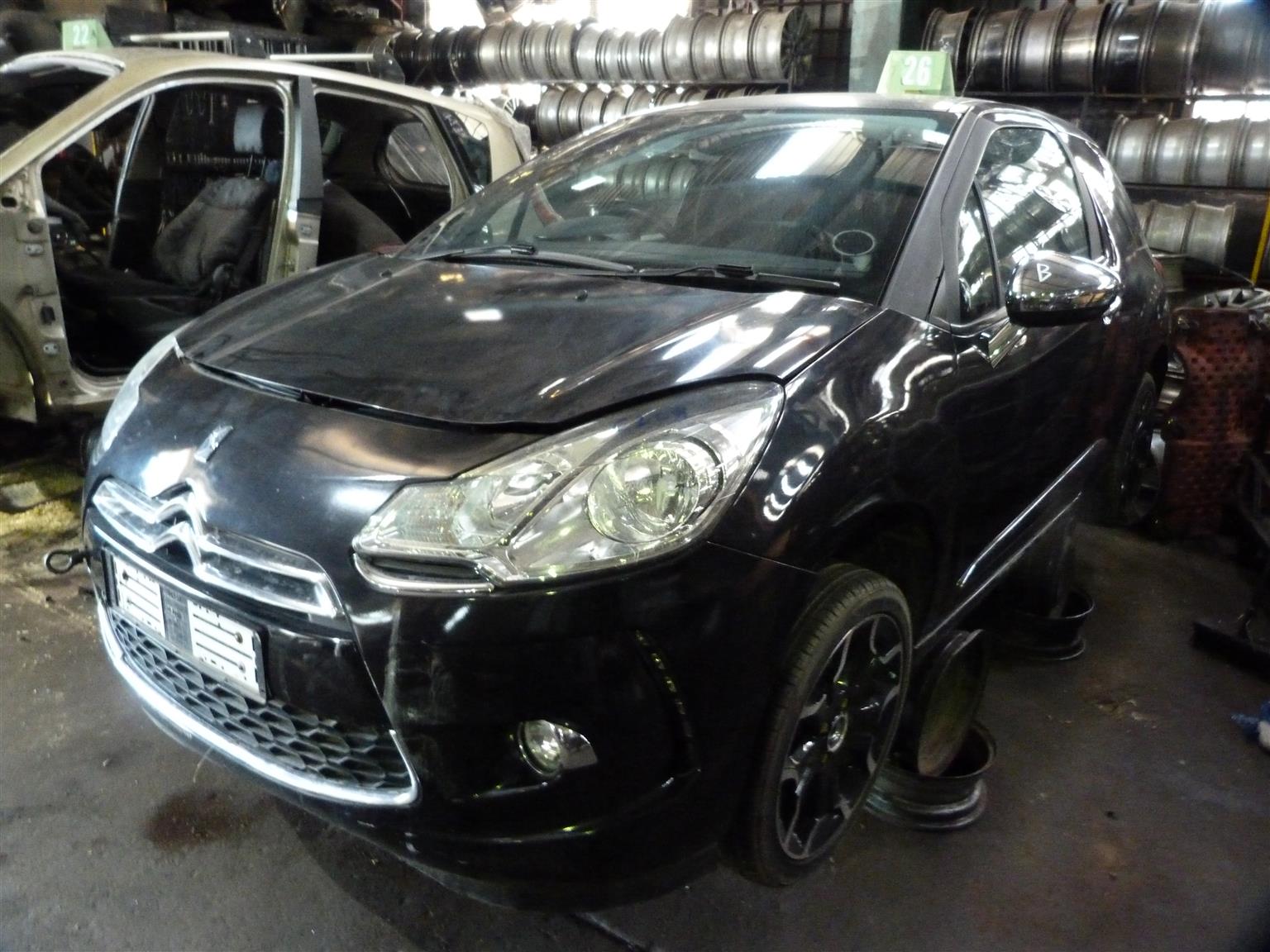 Citroen DS3 1.6 VTi DSTYLE - 2011 - Private Seller Citroen DS3 1.6 VTi DSTYLE - 2011 - Private Seller