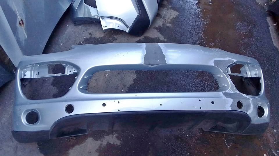 Porsche Cayenne bumper - Private Seller Porsche Cayenne bumper - Private Seller