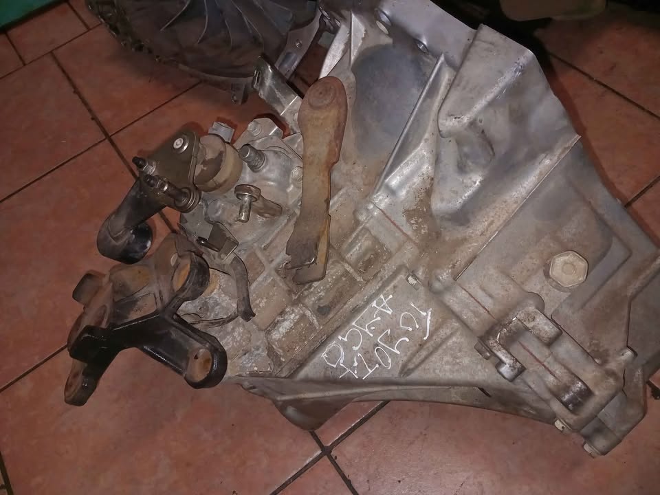 Toyota aygo maunal gear box - Private Seller Toyota aygo maunal gear box - Private Seller