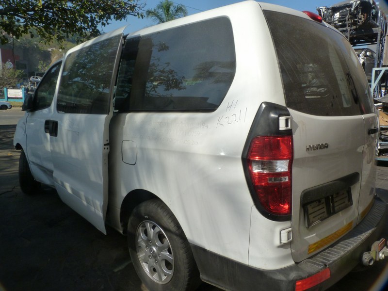 Hyundai H-1 2.5 CRDI Multicab AT White - 2012 STRIPPING FOR SPARES - Private Seller Hyundai H-1 2.5 CRDI Multicab AT White - 2012 STRIPPING FOR SPARES - Private Seller