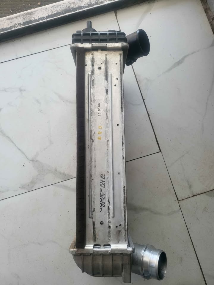 Hyundai H1 intercooler for sale - Private Seller Hyundai H1 intercooler for sale - Private Seller