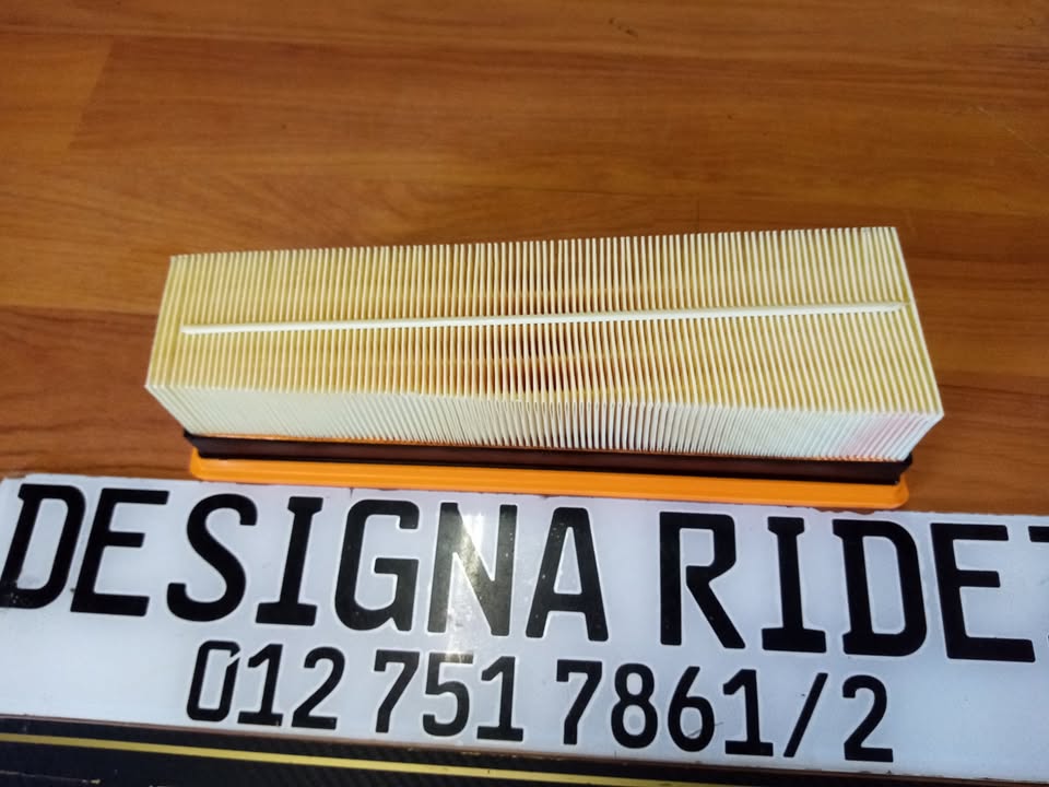 BMW E70/E71 X5/X6 AIR FILTER LEFT - Private Seller BMW E70/E71 X5/X6 AIR FILTER LEFT - Private Seller