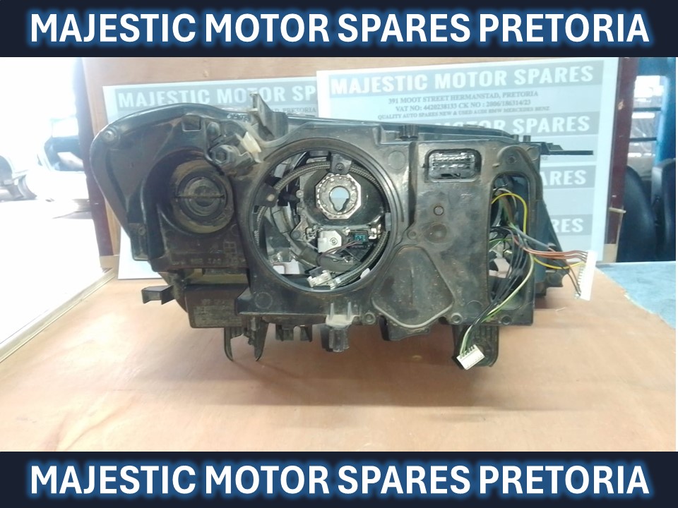 Bmw X3 headlight xenon for sale used - Private Seller Bmw X3 headlight xenon for sale used - Private Seller
