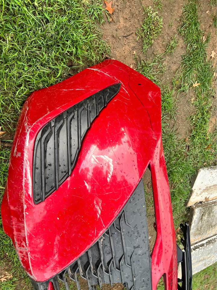 Toyota yaris Complete Bumper - Private Seller Toyota yaris Complete Bumper - Private Seller