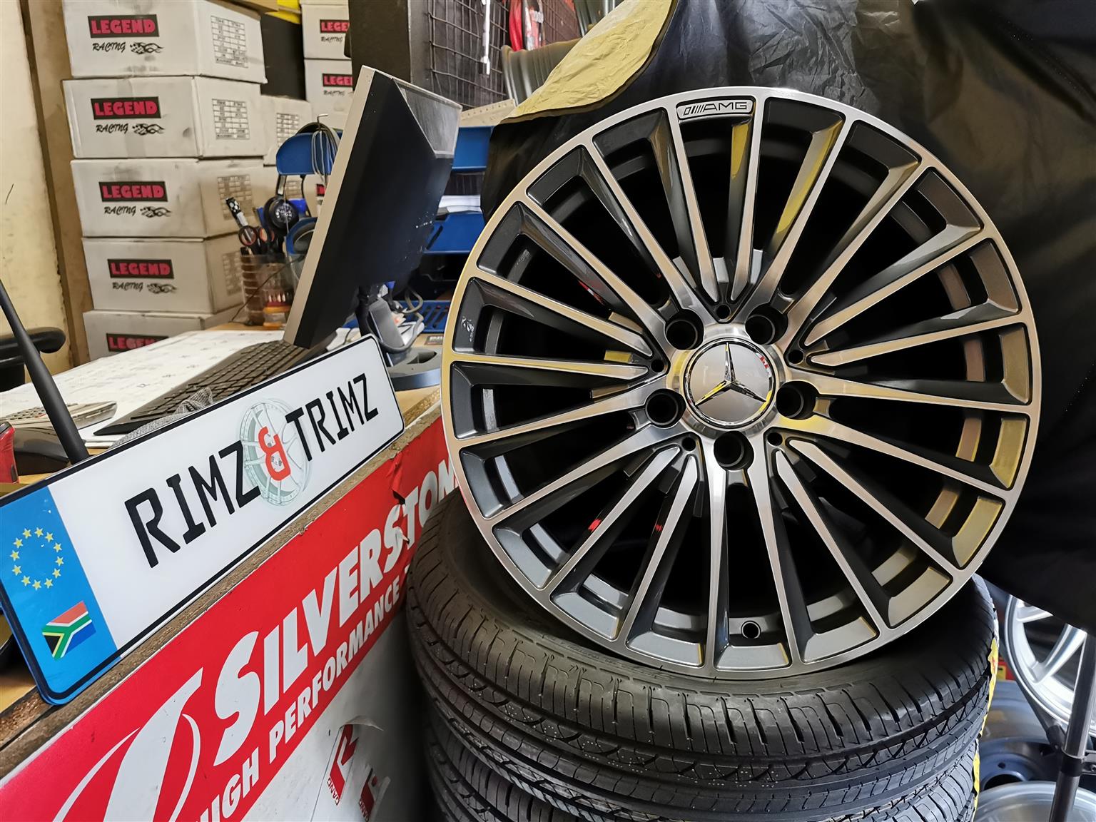 17 inch Mercedes Benz AMG Mags. | Junk Mail