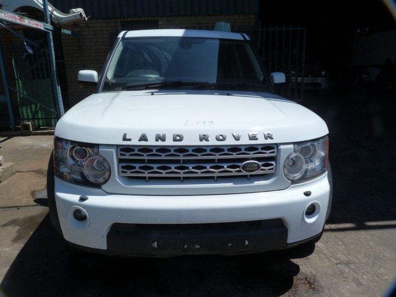 Land Rover Discovery 4 SDV6 S AT White - 2013 STRIPPING FOR SPARES - Private Seller Land Rover Discovery 4 SDV6 S AT White - 2013 STRIPPING FOR SPARES - Private Seller