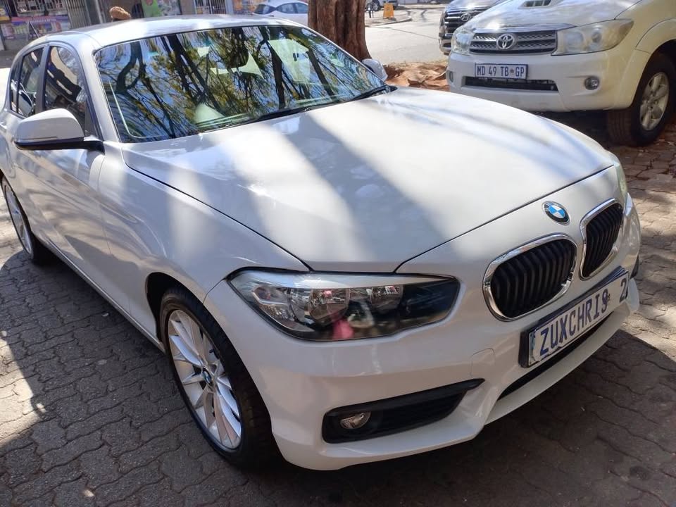 2017 BMW 118i 1SERIES AUTOMATIC