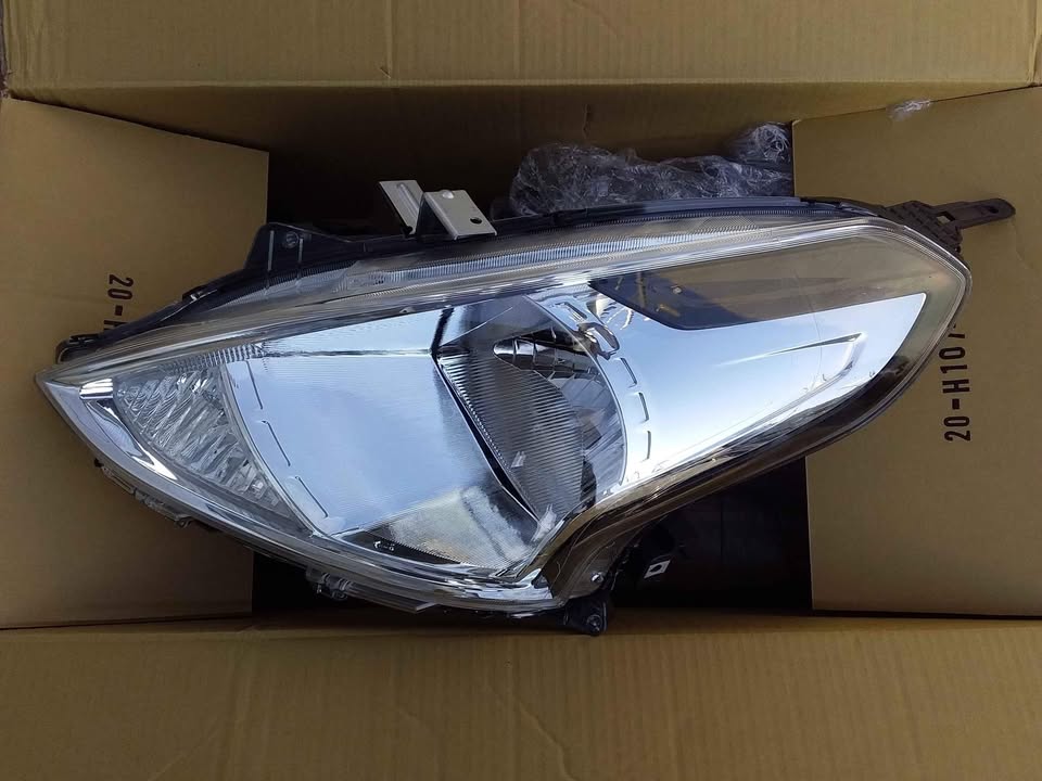 NISSAN ALMERA 2016/22 BRAND NEW HEADLIGHTS FORSALE
