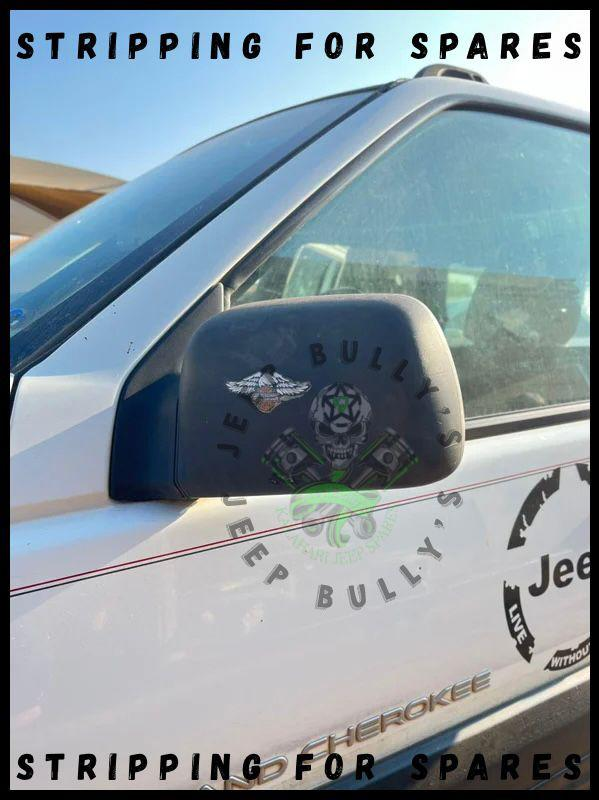 Side Mirrors: Jeep Grand Cherokee 4.0 1997 - Private Seller Side Mirrors: Jeep Grand Cherokee 4.0 1997 - Private Seller