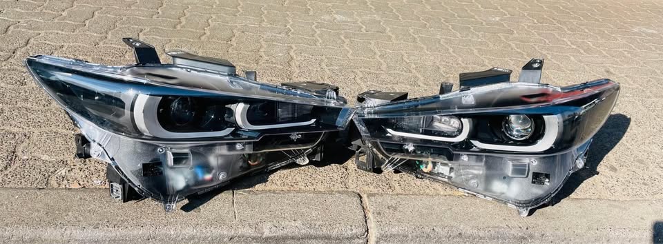 Mazda CX-5 LED HEADLIGHTS 2022 - Private Seller Mazda CX-5 LED HEADLIGHTS 2022 - Private Seller