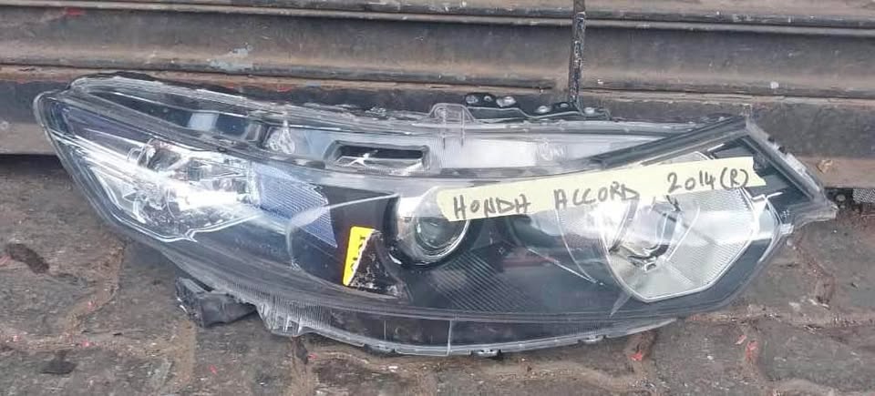 Honda Accord headlight 2014 - Private Seller Honda Accord headlight 2014 - Private Seller
