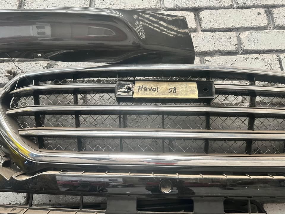 Haval top grill - Private Seller Haval top grill - Private Seller