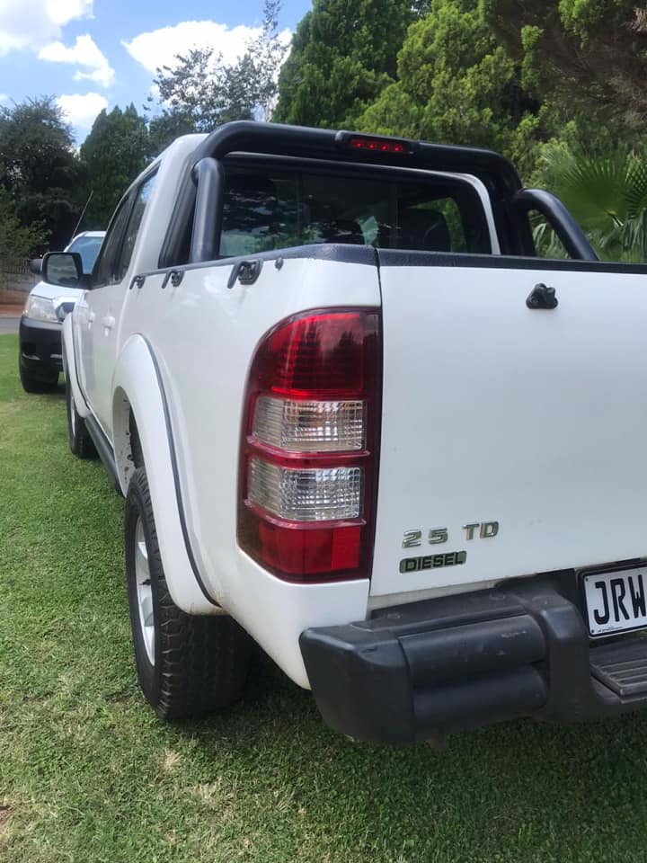 BARGAIN FORD RANGER 2.5 4x4
