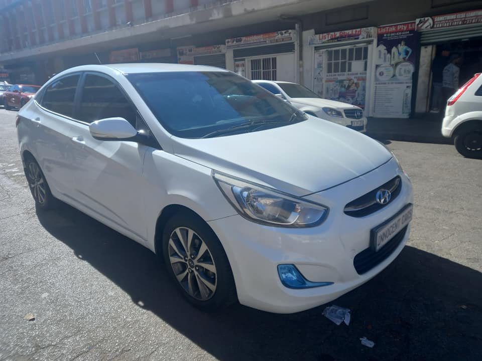 2018 HYUNDAI ACCENT SEDAN 1.6 PETROL, AUTOMATIC, WHITE COLOR, MILEAGE 83000KM