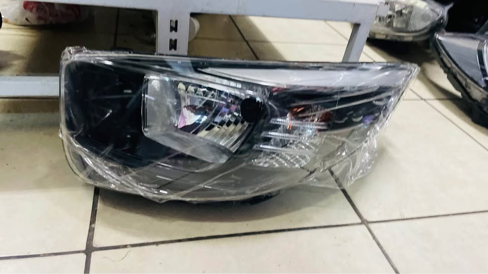 Kia Picanto headlights - Private Seller