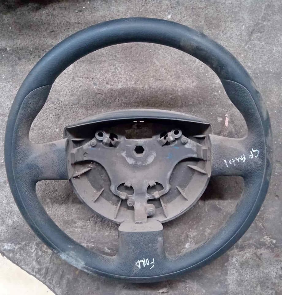 Ford Figo steering wheel - Private Seller Ford Figo steering wheel - Private Seller