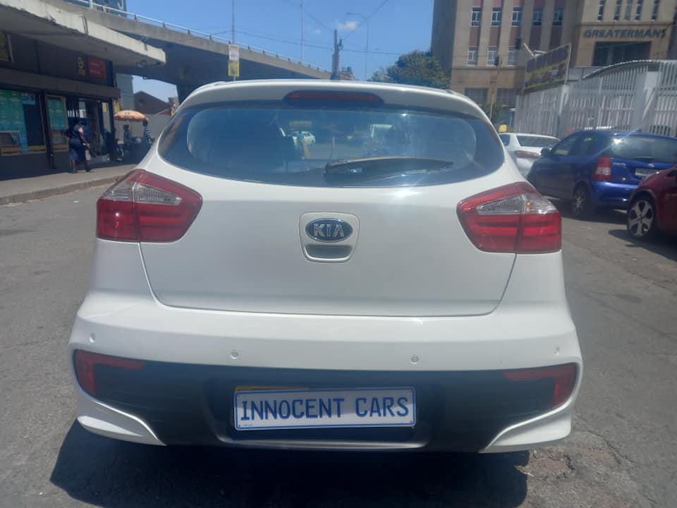 2015 KIA RIO 1.4 TEC PETROL, MANUAL TRANSMISSION, WHITE COLOUR, MILEAGE 76000KM