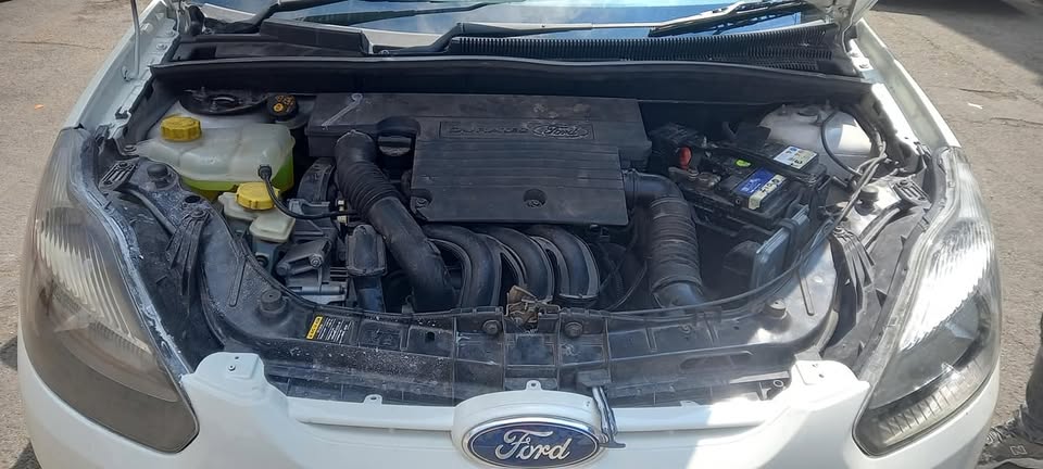 2011 FORD FIGO 1.4 MANUAL WHITE COLOUR, 131000KM