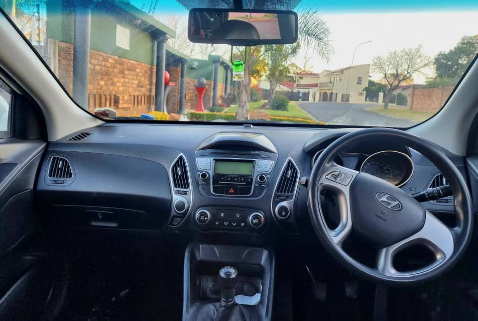 HYUNDAI IX 35 EXCELLENT FAMILY SUV