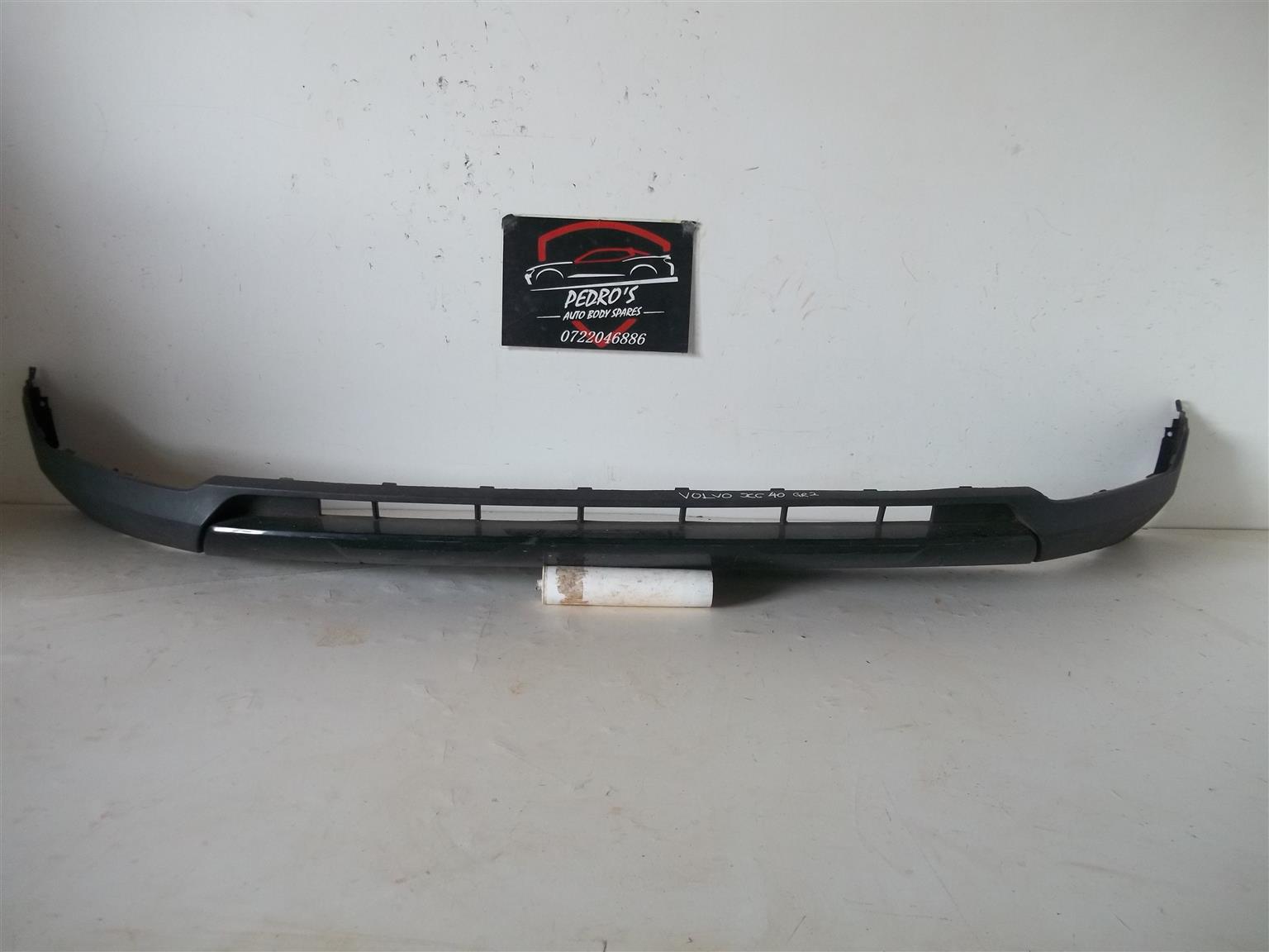 Volvo XC40 '18-'22 front bumper spoiler - Private Seller Volvo XC40 '18-'22 front bumper spoiler - Private Seller