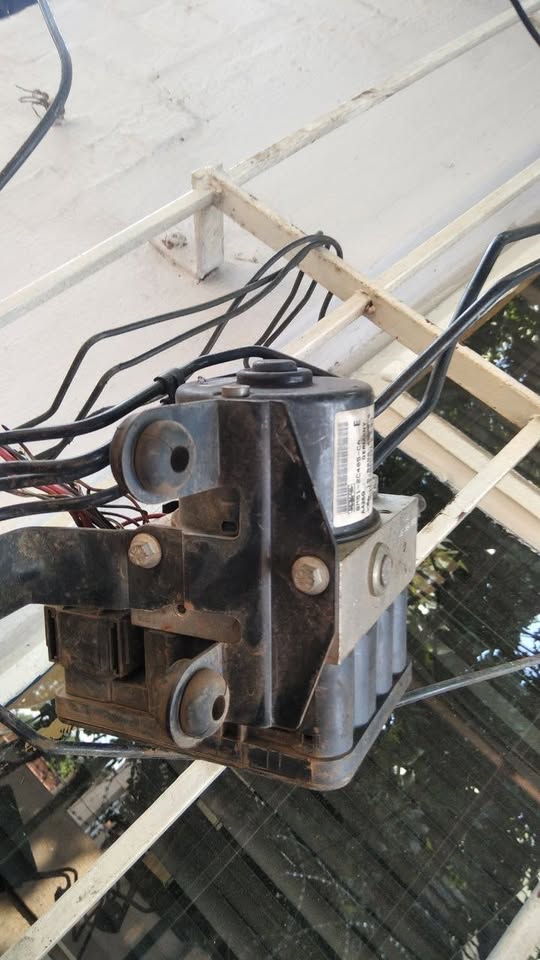 FORD FOCUS ABS PUMP FOR SALE - Private Seller