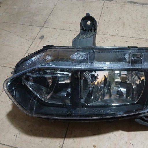 Renault kiger headlight - Private Seller Renault kiger headlight - Private Seller