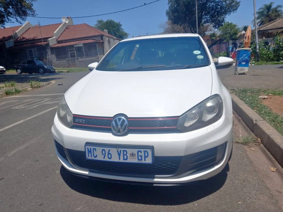 2011 VW Golf 6 GTI 2.0 Petrol Automatic Transmission White Color  Mileage 75000kms