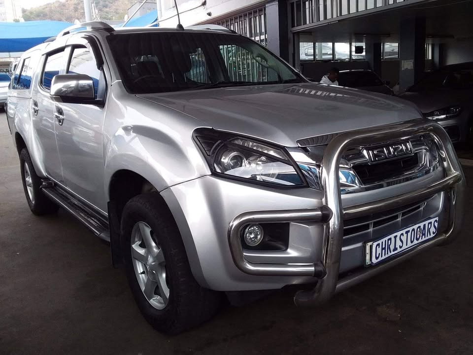 2015 Isuzu kb300 Dteq double cab automatic 2015