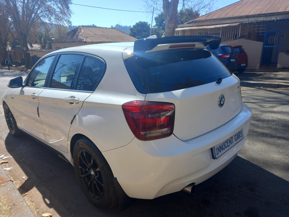 2012 BMW 118i HATCHBACK  PETROL,  AUTOMATIC, WHITE COLOR, MILEAGE