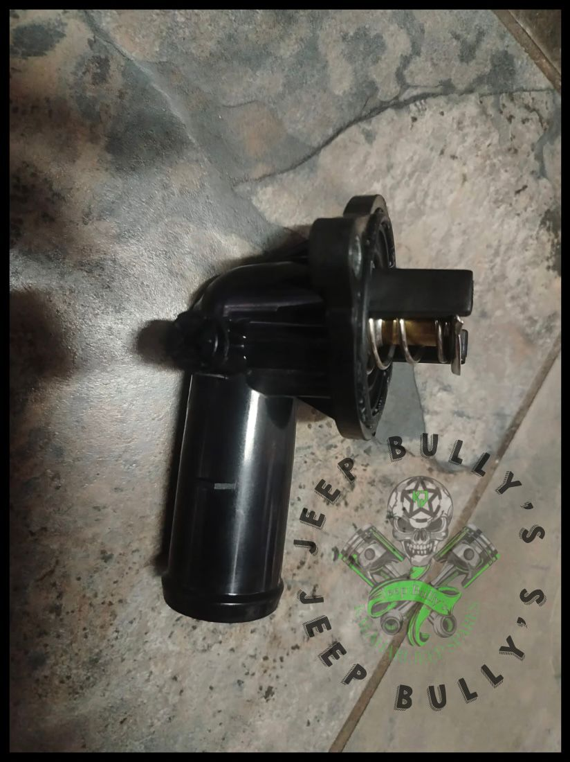 Jeep Thermostat and Housing Assembly: Kalahari Jeep Spares - Private Seller
