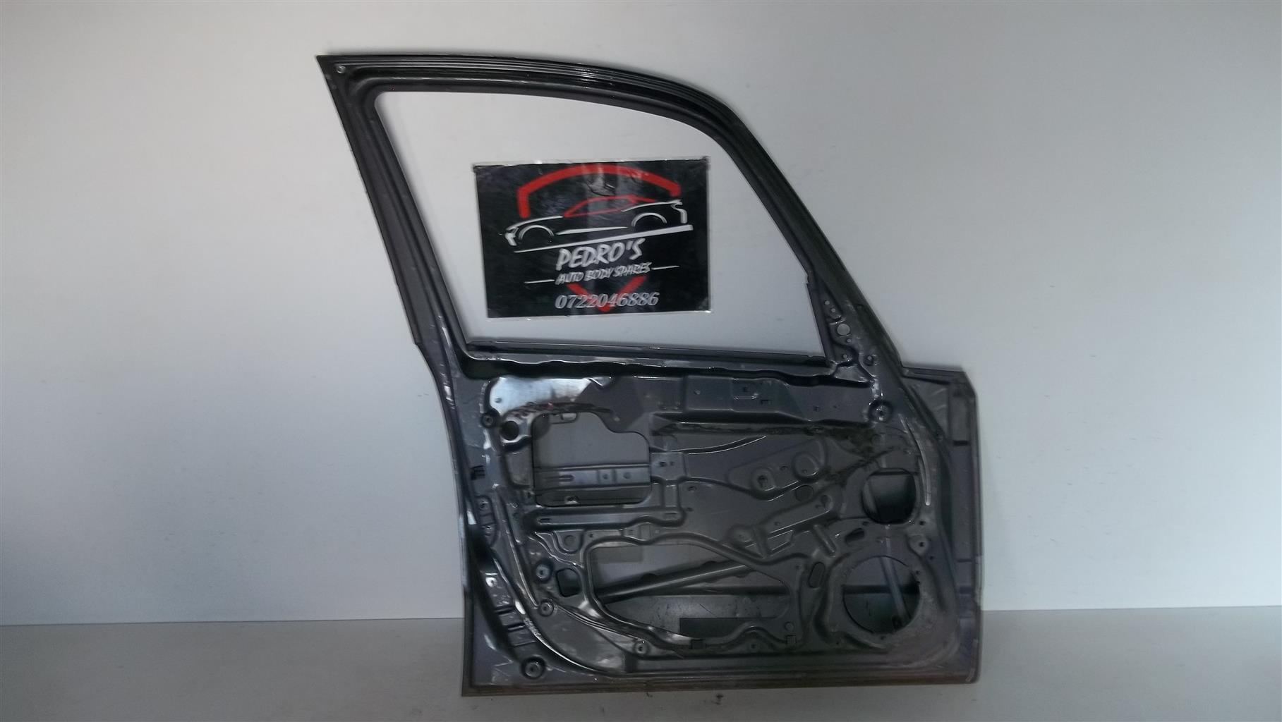 Suzuki SX4 left front door - Private Seller Suzuki SX4 left front door - Private Seller