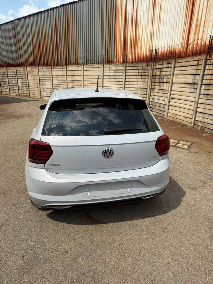 Polo 8 r line breaking  for spares - Private Seller