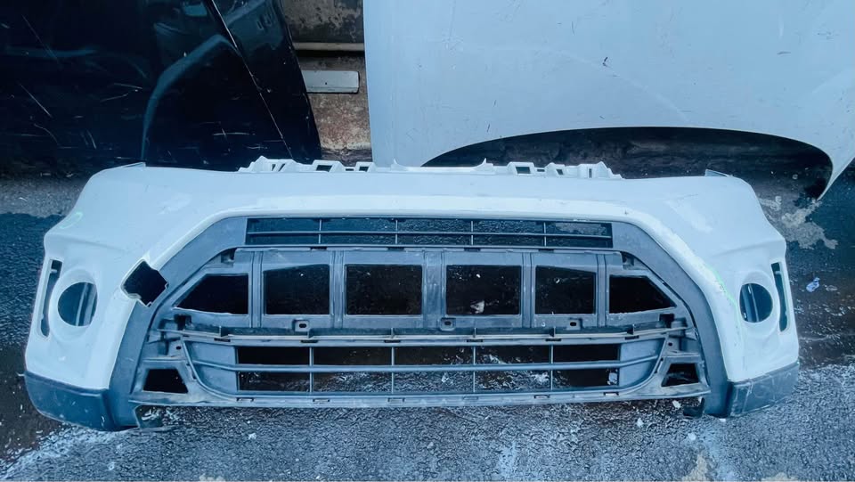 Suzuki Vitara Bumper - Private Seller Suzuki Vitara Bumper - Private Seller