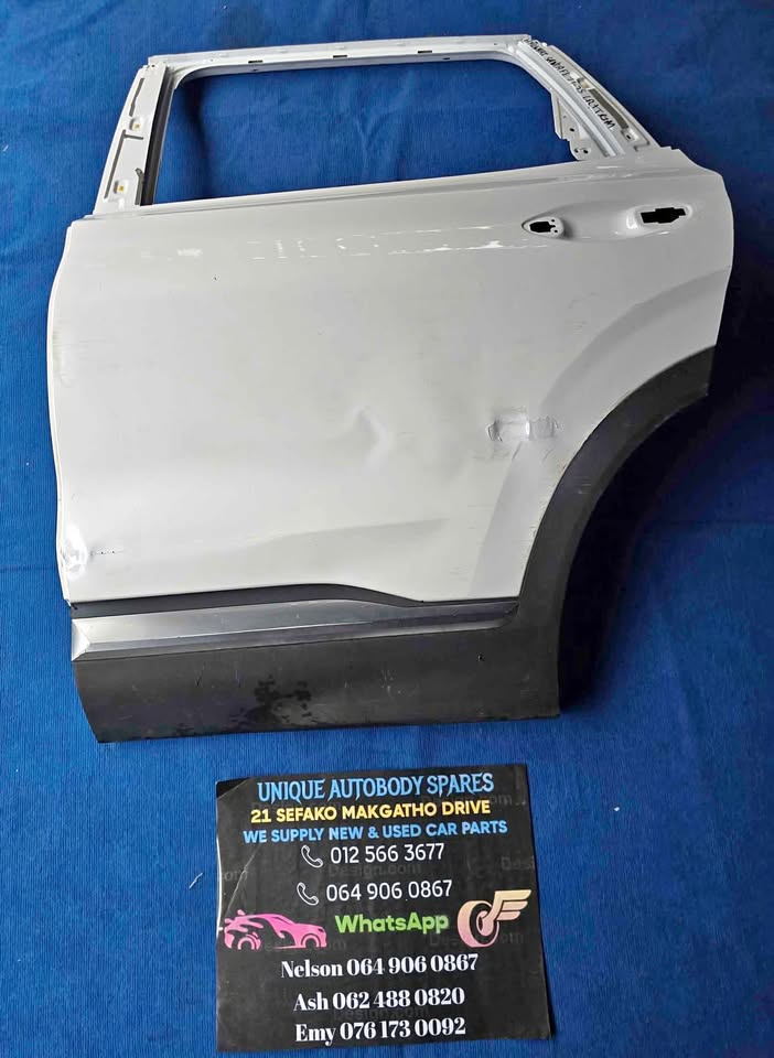 Hyundai Santa Fe Left Rear Back Door