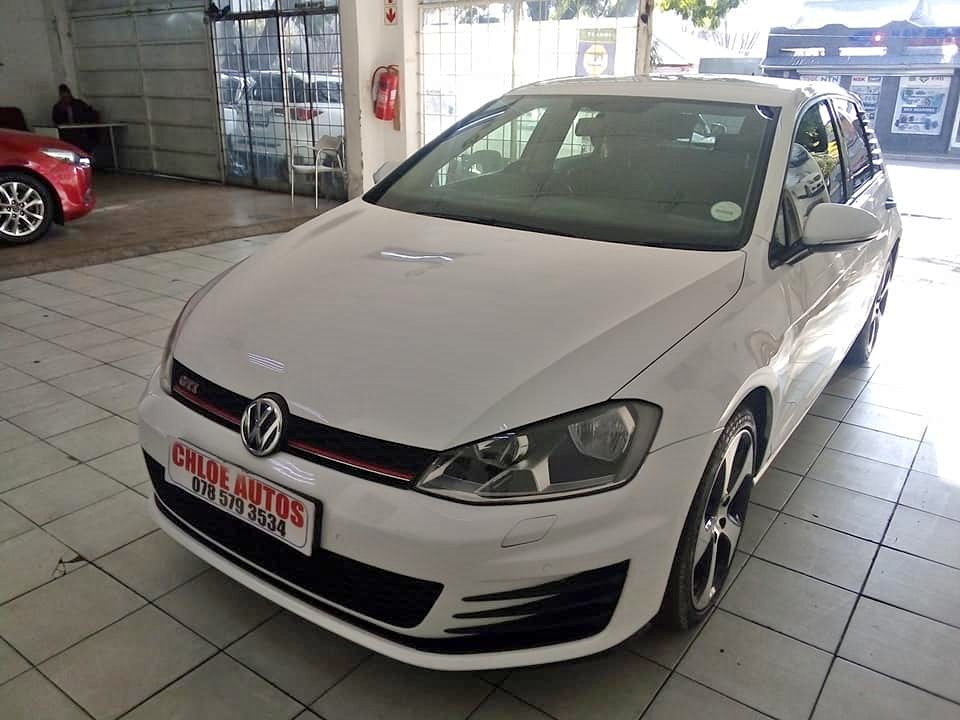 2019 VW GOLF VII 1.4TSi MANUAL WHITE COLOR  56000km