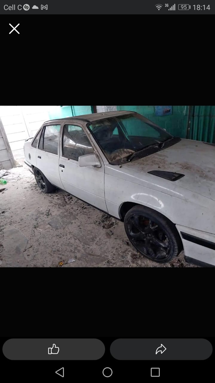 opel monza GSI 1.6 carb automatic.