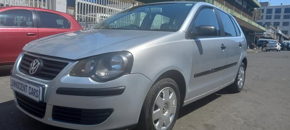 2005 VW POLO BUGJWA 1.4 MANUAL, SILVER COLOUR, MILEAGE 93000KM