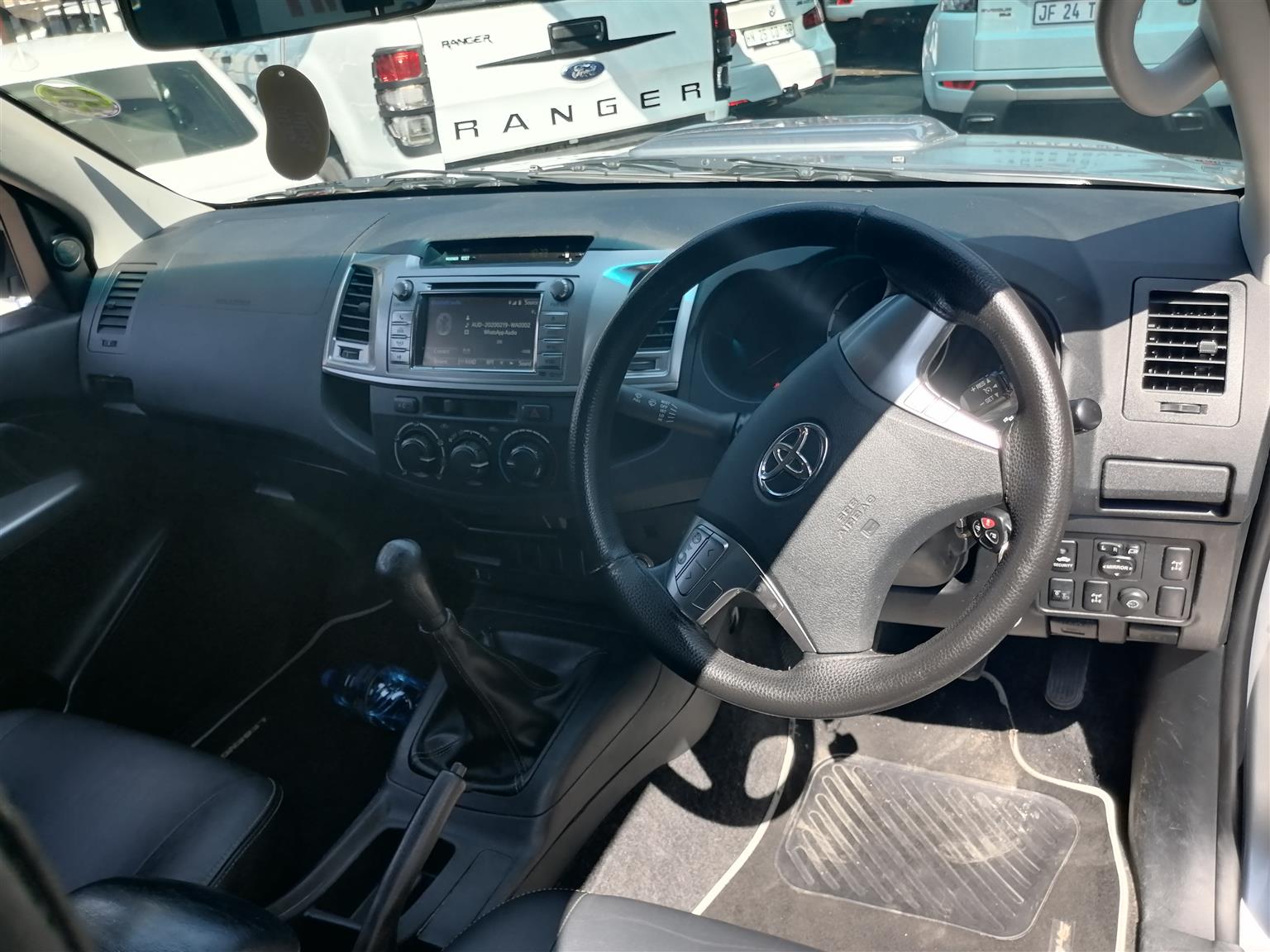 2015 Toyota Hilux 3.0 D4D Extra cab Raider Legend 45 
