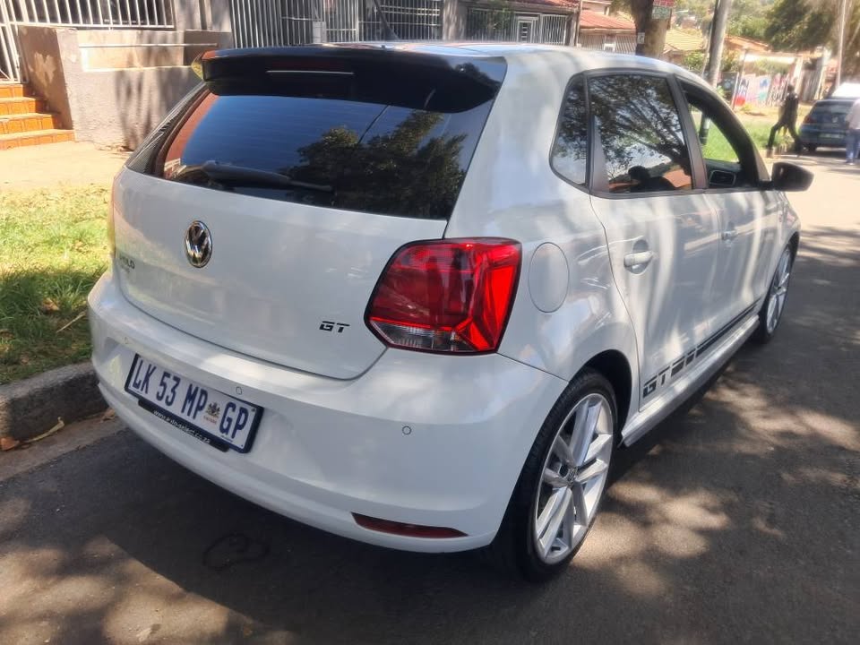 VW polo Vivo 1.0 GT 2020 white manual petrol code2