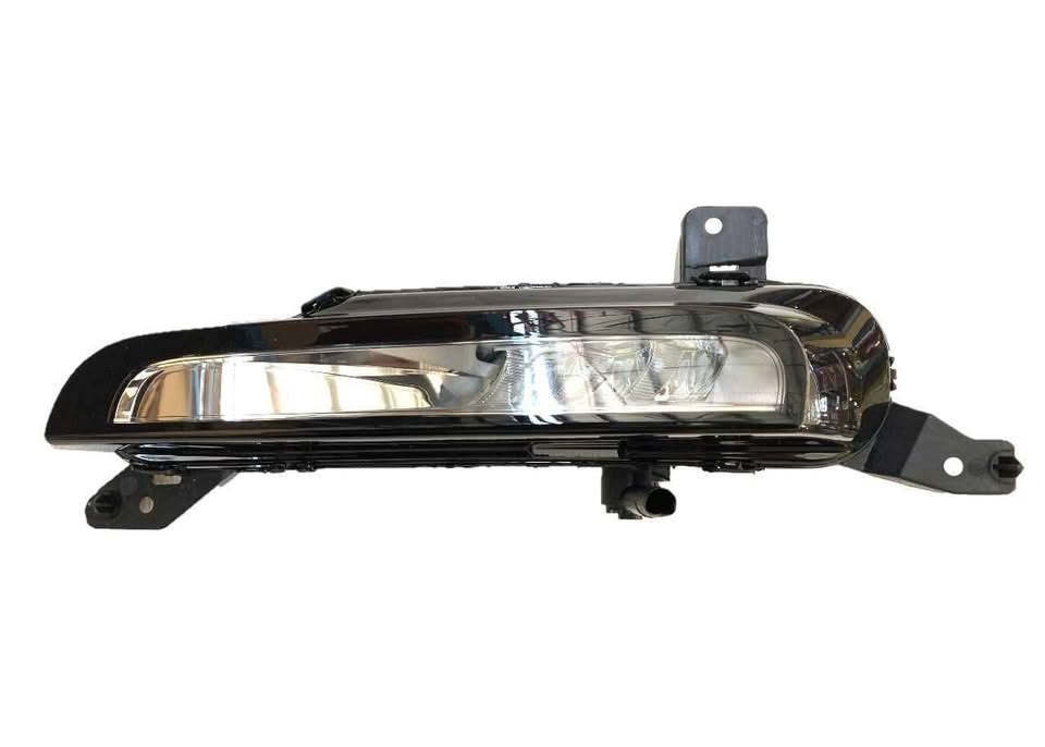 Range Rover Evogue Rhs Fog Lamp Moulding - Private Seller Range Rover Evogue Rhs Fog Lamp Moulding - Private Seller