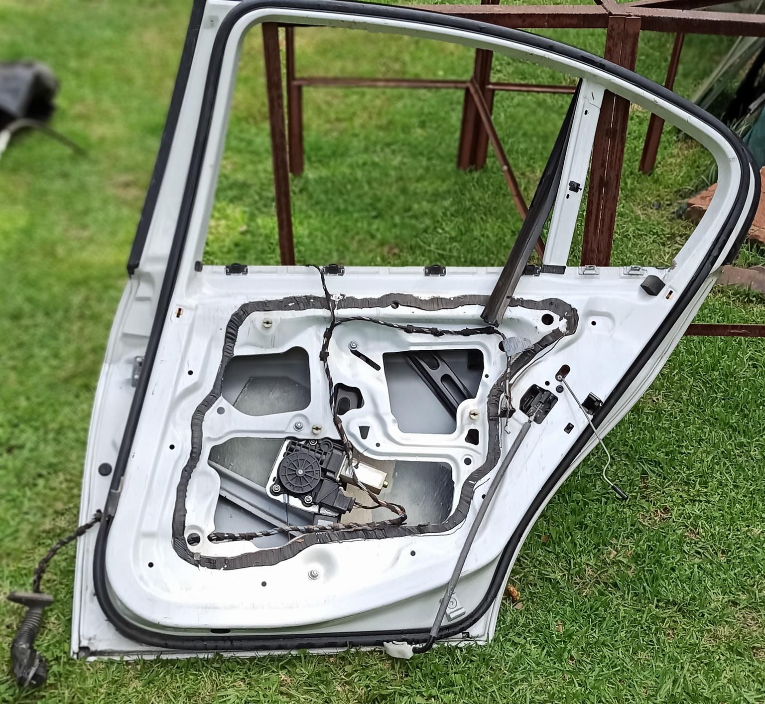 DOORS BMW E90 Rear RHS and LHS - Private Seller DOORS BMW E90 Rear RHS and LHS - Private Seller