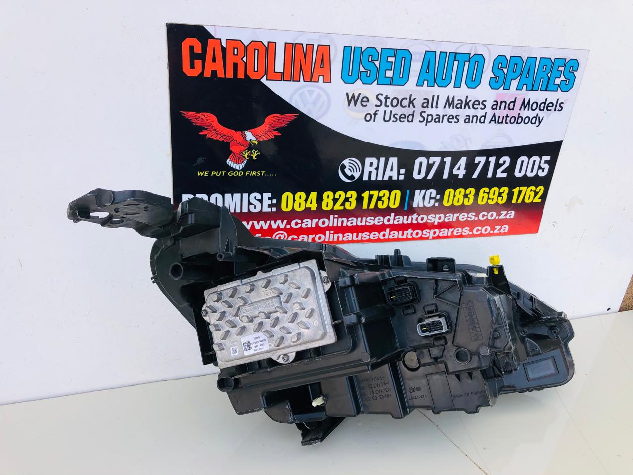 Peugeot 3008/5008 (LED technology) left side headlight - Private Seller Peugeot 3008/5008 (LED technology) left side headlight - Private Seller