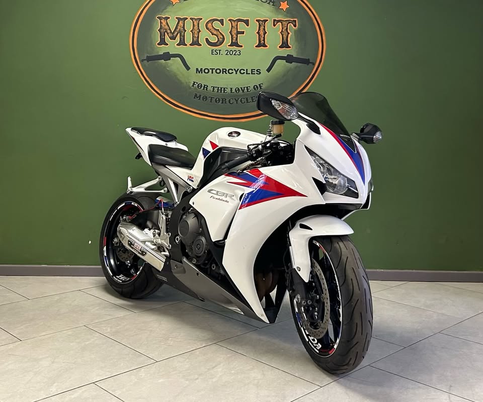 2012 Honda CBR1000 Fireblade - Private Seller 2012 Honda CBR1000 Fireblade - Private Seller