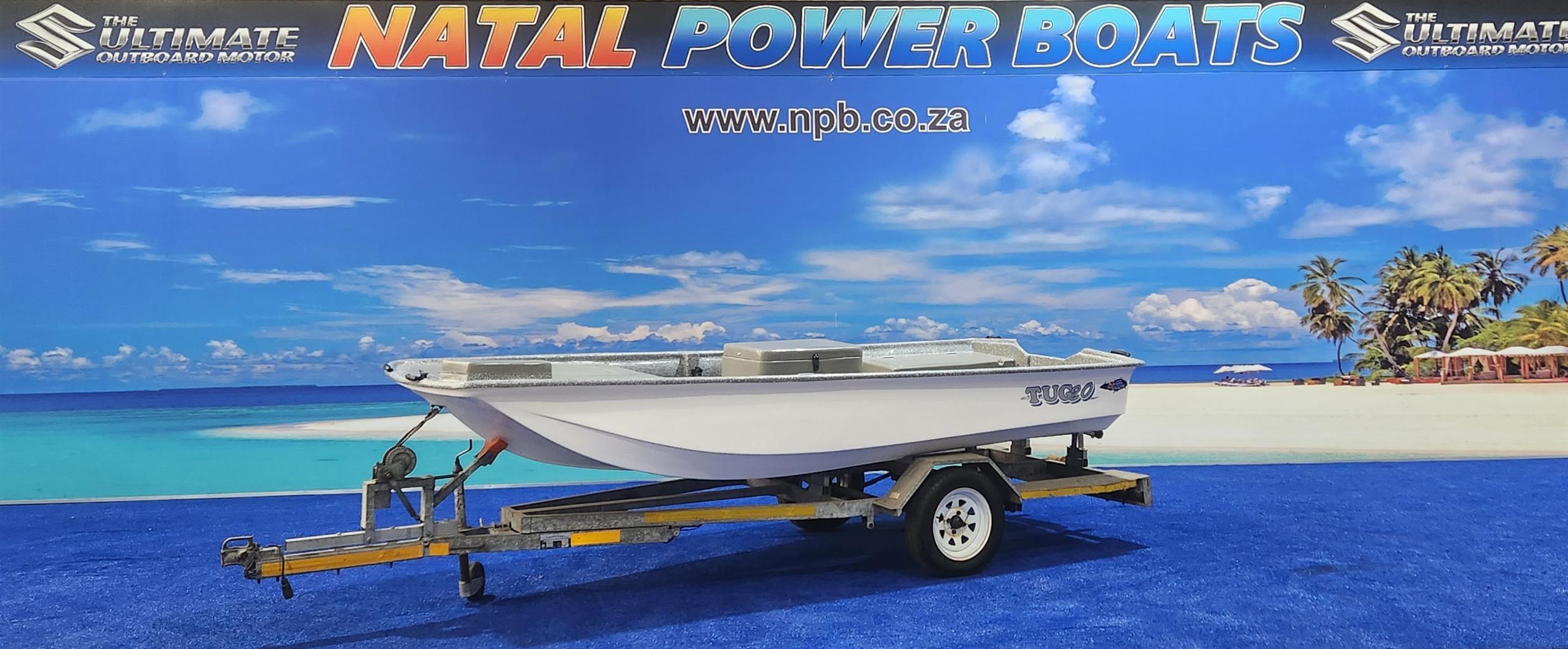 TUG 20 NEW STYLE ON TRAILER