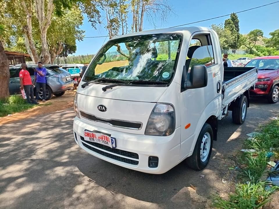 2014 Kia K2500 2.5 Disiel Manual White Color
