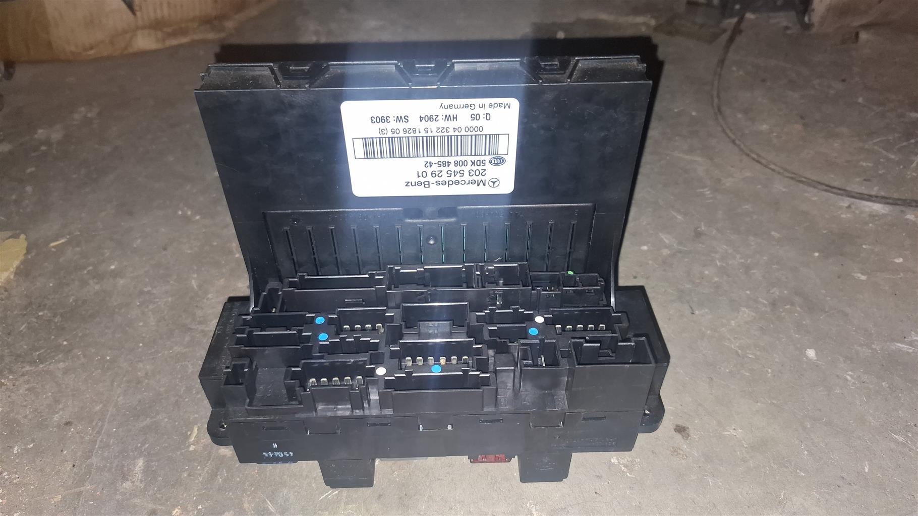 Mercedes Benz W203 used fuse box sam units for sale