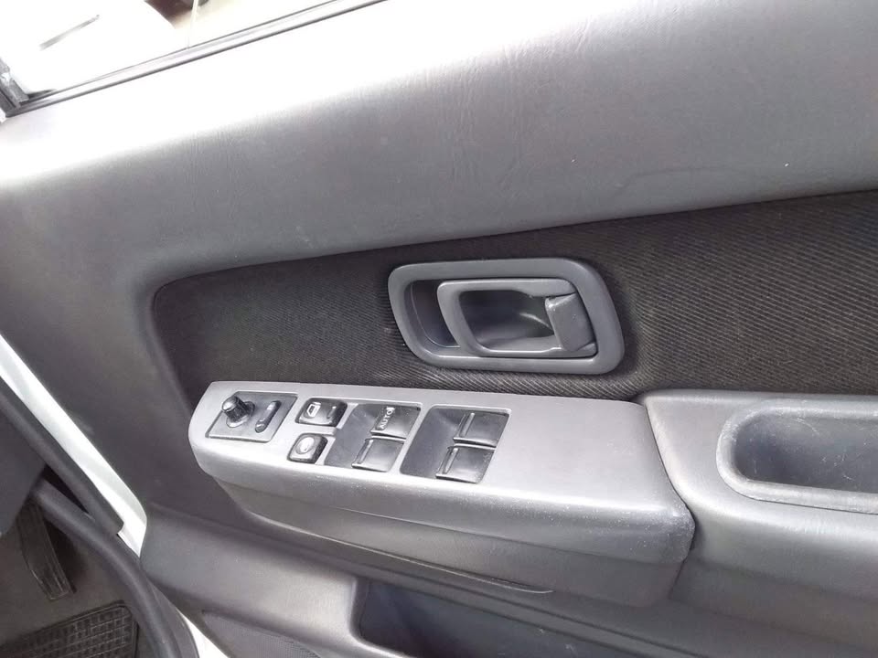 2008 Nissan NP300 Hard Body double cab 2008