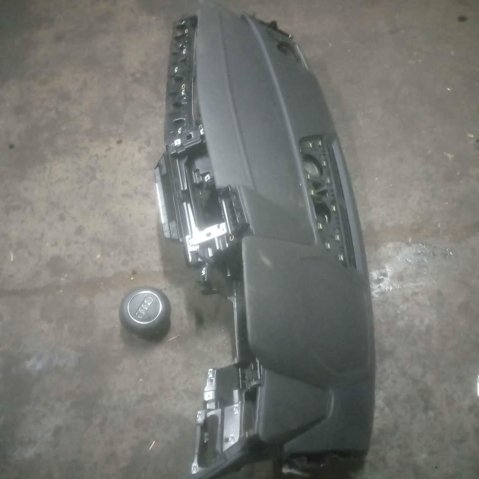 Vw Audi a3 Sline complete airbags set - Private Seller Vw Audi a3 Sline complete airbags set - Private Seller