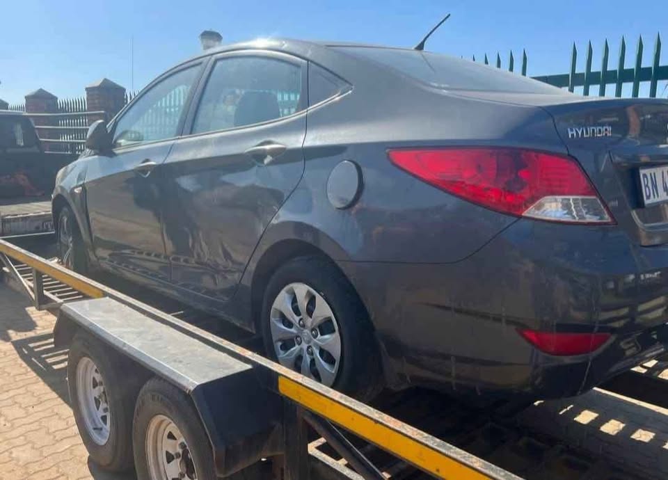 2011 up Hyundai accent eng code G4FC 1.6 stripping for parts my number WhatsApp or cell - Private Seller